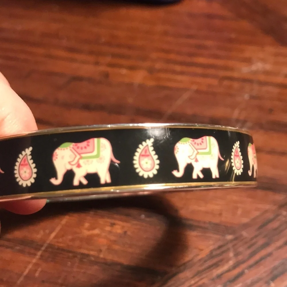 Vera Bradley elephant metal bangle
